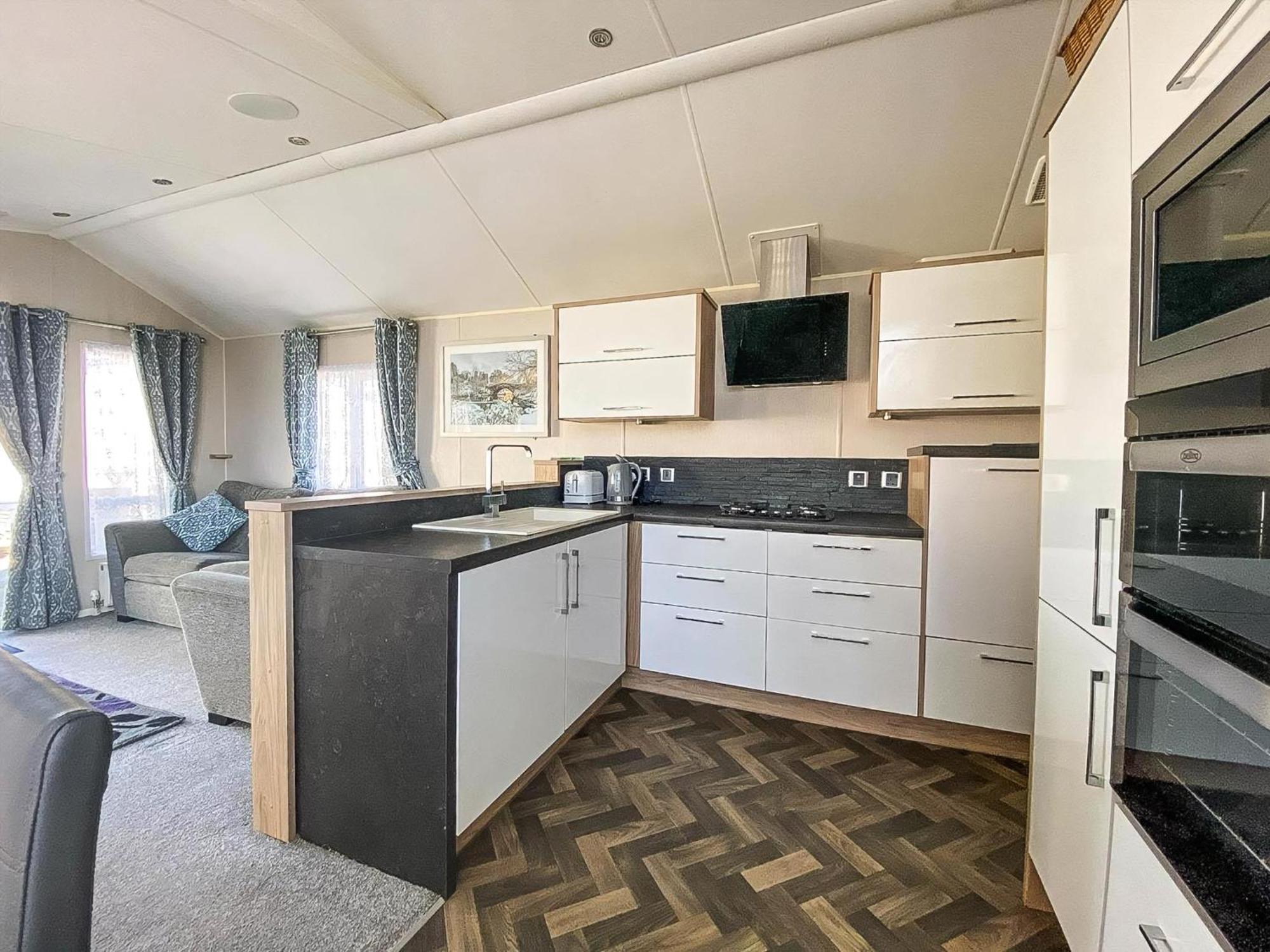 Luxury Caravan At Seaview Holiday Park In Kent Ref 47034Pb Whitstable Eksteriør billede